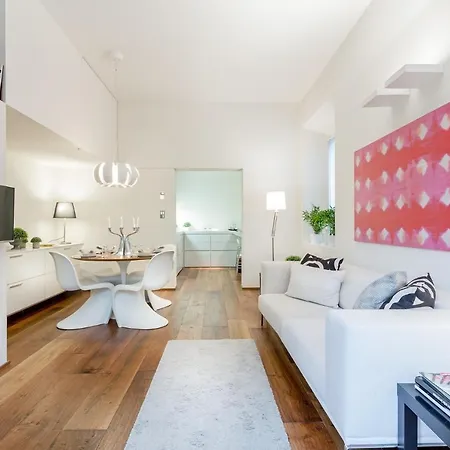 Casa Patricia, A Homey Luxury Modern & Quiet With Parking & Garden Within The Walls