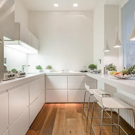 Apartment Casa Patricia, A Homey Luxury Modern & Quiet With Parking & Garden Within The Walls *