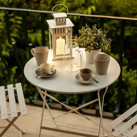 Casa Patricia, A Homey Luxury Modern & Quiet With Parking & Garden Within The Walls Apartment Lucca